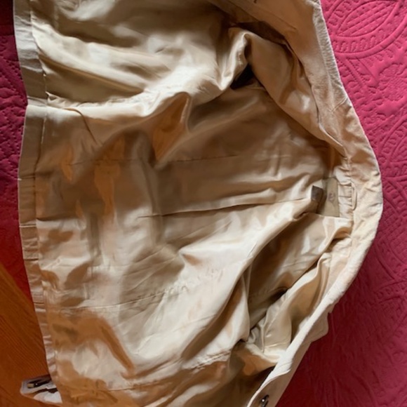 Great Northwest , NEW leather,  suade ,Med , tan, jacket, with belt, excellent - Picture 6 of 6